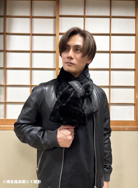 <p>首をしっかりホールドでき、モフモフさにこだわりました！<br>カラーはホワイトとブラックの２色。<br>是非この機会にお申し込みください。<br><br>【カラー】ホワイト／ブラック<br>【サイズ】約20cm &times; 98cm</p>