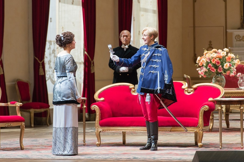 『ばらの騎士』撮影：寺司正彦