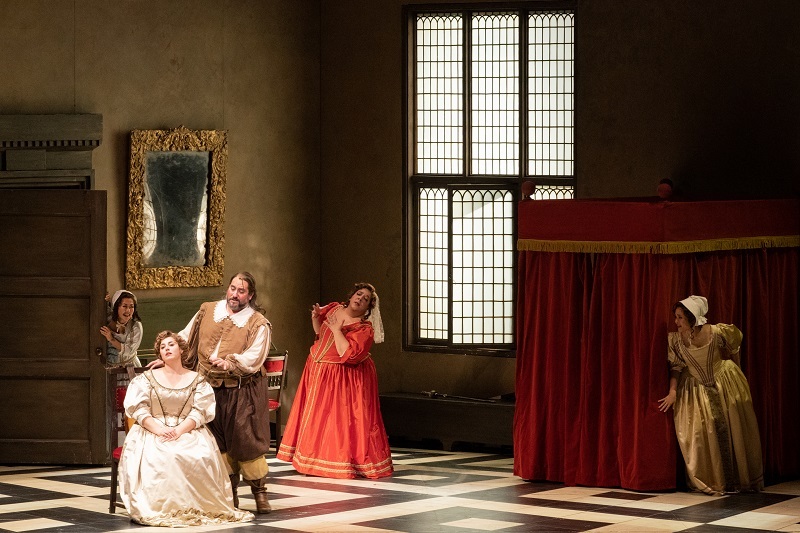 『ファルスタッフ』撮影：堀田力丸