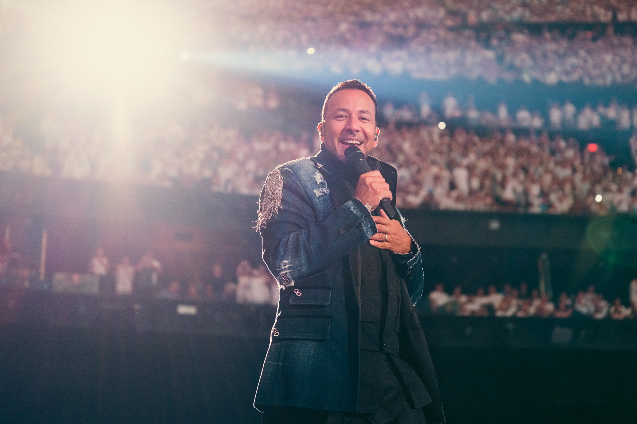 HAPPY BIRTHDAY HOWIE!!